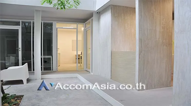 unit Office space For Rent in Sukhumvit, Bangkok  near BTS Phrom Phong (AA15739)